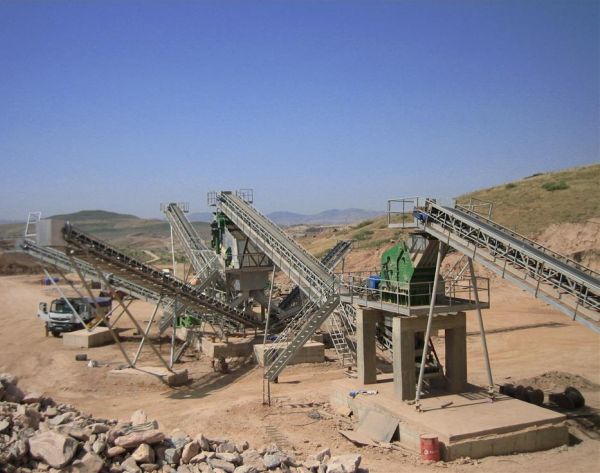 Algeria 200tph limestone aggregate combined crushing and screening station